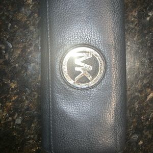 Micheal kors wallet